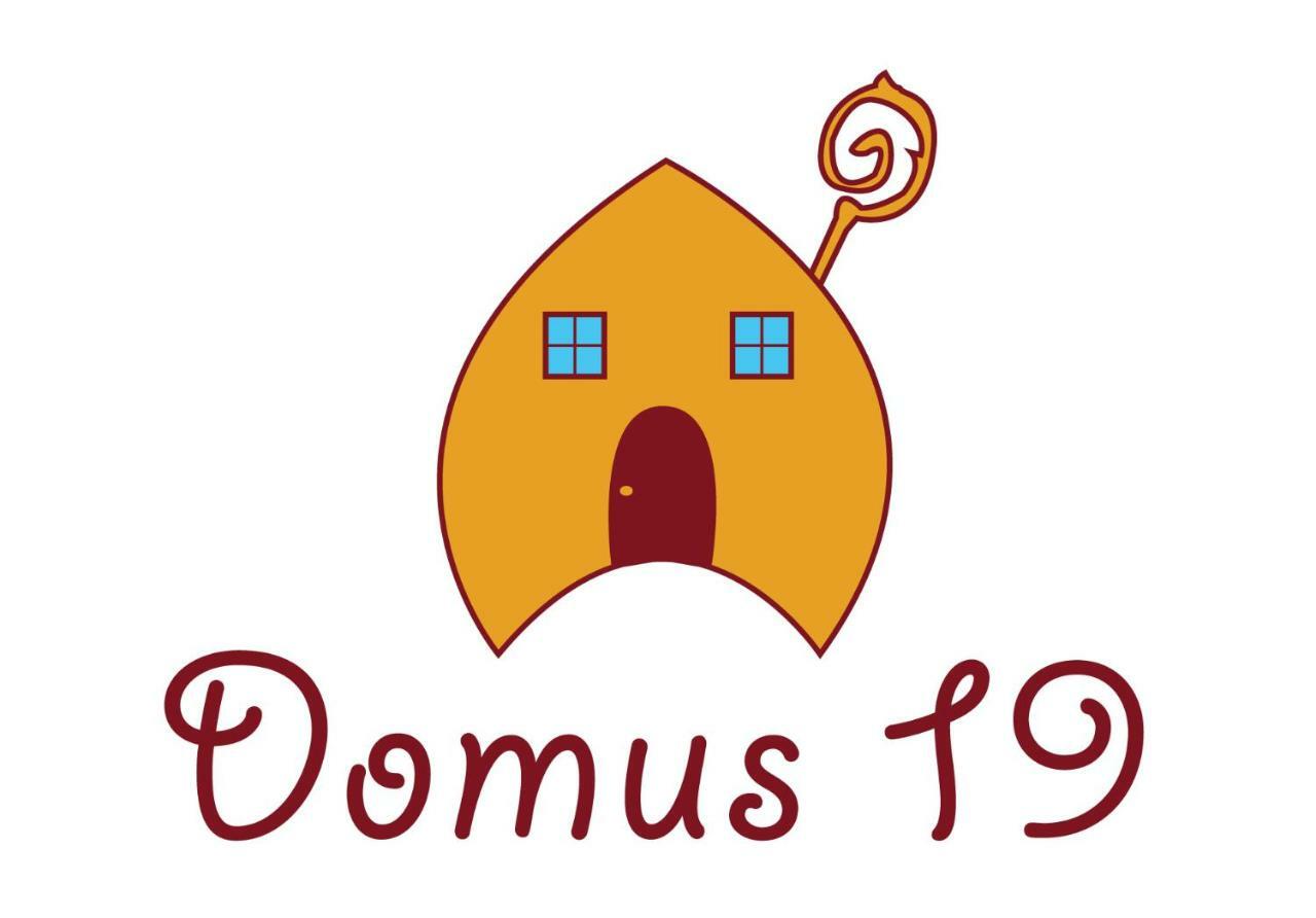 فندق Domus 19 نابولي المظهر الخارجي الصورة